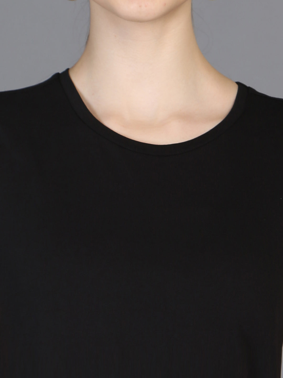 Women Black Simple T-shirt