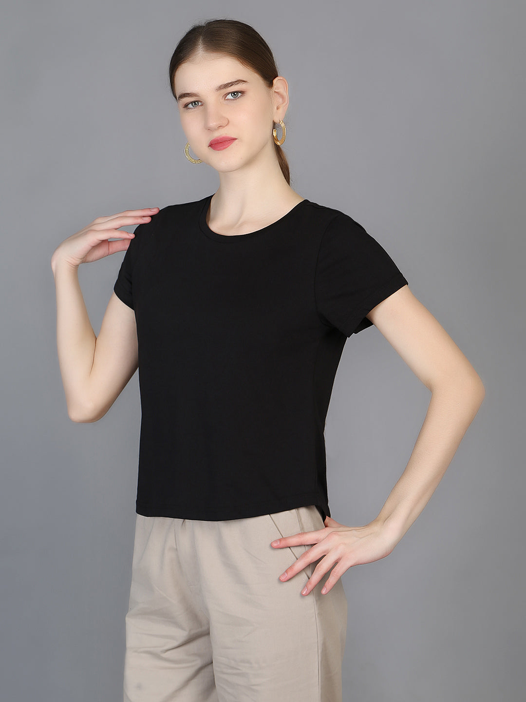 Women Black Simple T-shirt