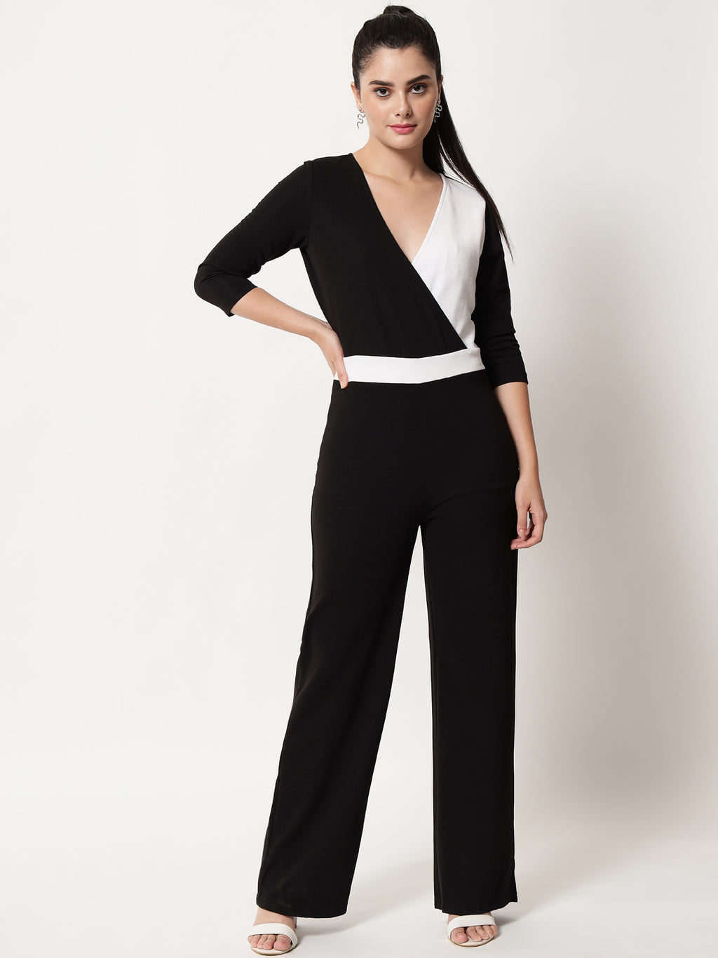 Colourblocked V-Neck Basic Jumpsuit