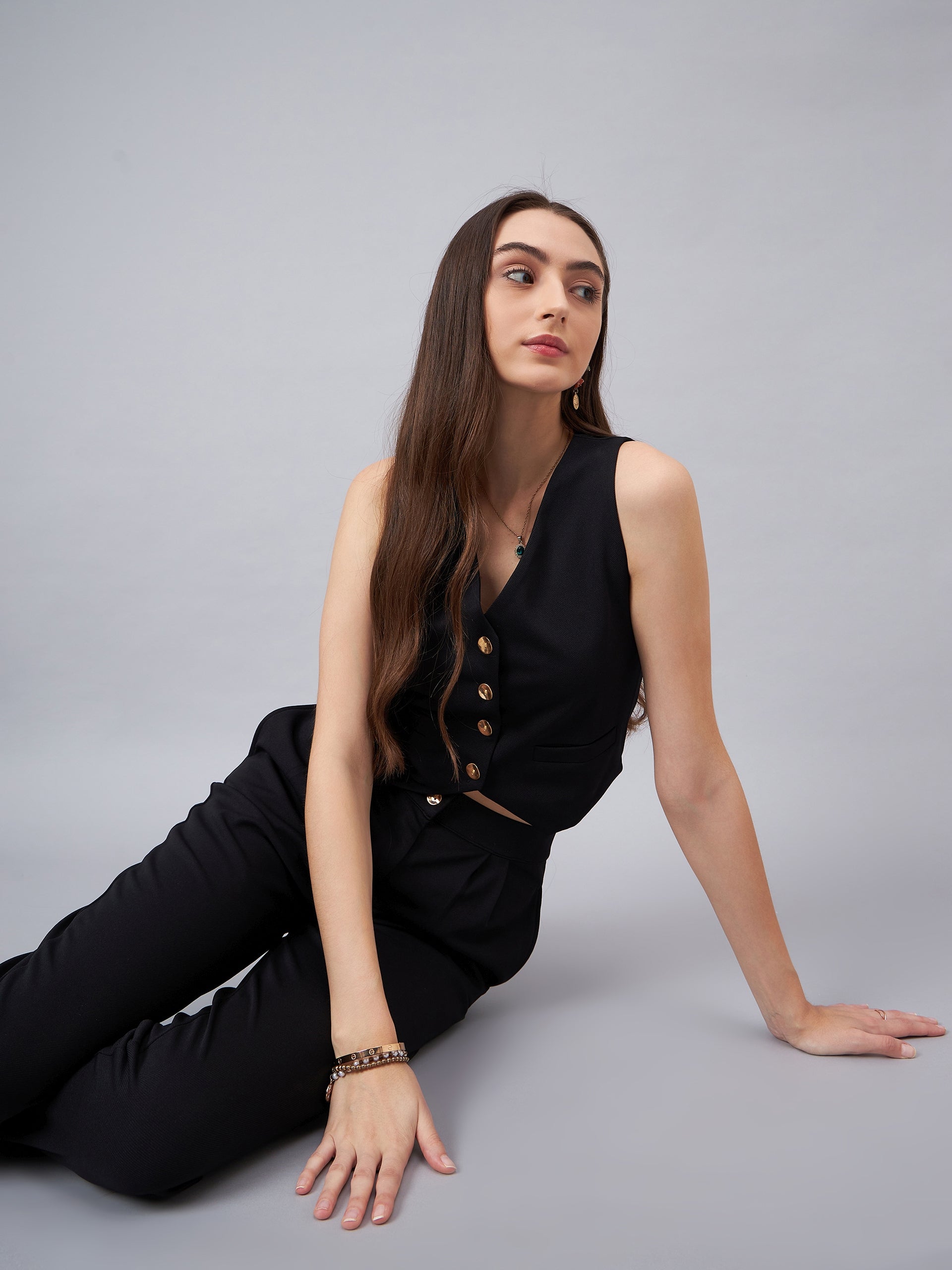 V-Neck Crop Top With Trouser