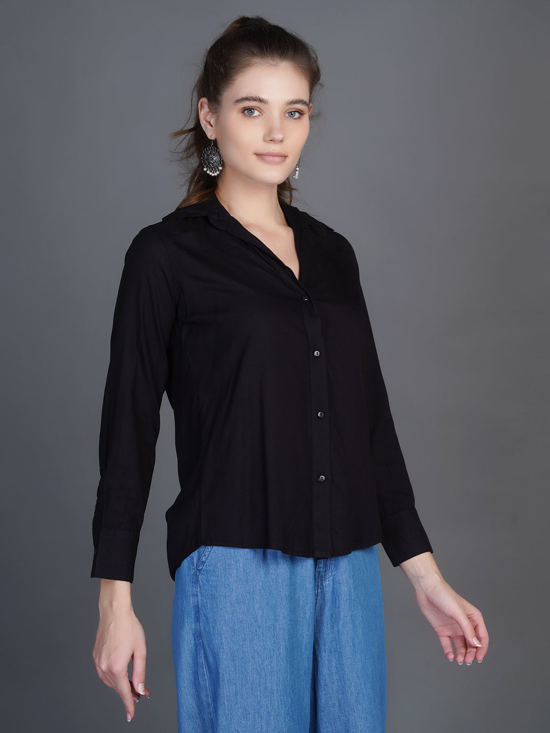 Classic Spread Collar Cotton Shirt